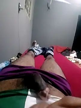 Snapshot of morenogts69 chatting on 04-06-26, 04:32 morenogts69 online show from 04-06-26, 04:32