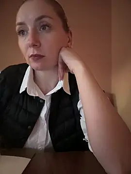 Crazy-Rosa online show from 03-12-25, 05:07