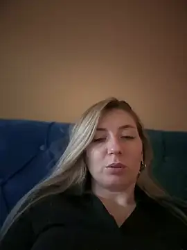 Crazy-Rosa online show from 03-15-25, 06:10