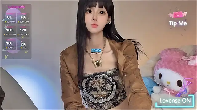 Snapshot of O0_0Q chatting on 12-02-24, 01:24 O0 0Q online show from 12-02-24, 01:24