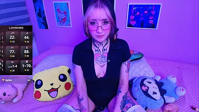 Miwa violet online show from 02-20-26, 06:26