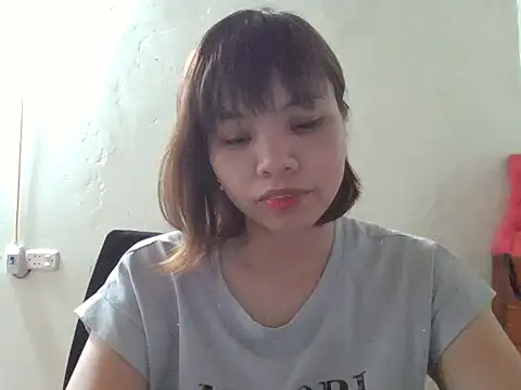 Angela-Eira online show from 10-06-25, 08:56