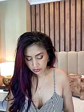 MonicaMoret online show from 03-17-25, 12:57