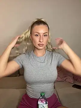 belle98 online show from 09-29-25, 07:19