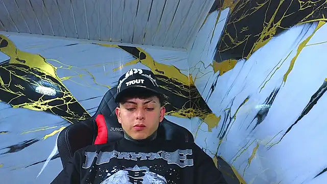 Kevin22 222 online show from 02-07-26, 06:06