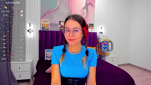 Kelly Cuutie online show from 09-20-25, 12:11