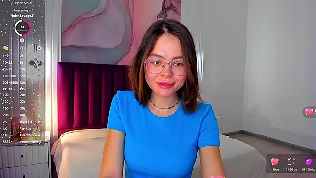 Kelly Cuutie online show from 11-23-25, 01:05