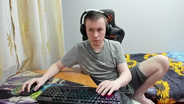 iliaskrislove online show from 10-31-25, 02:40