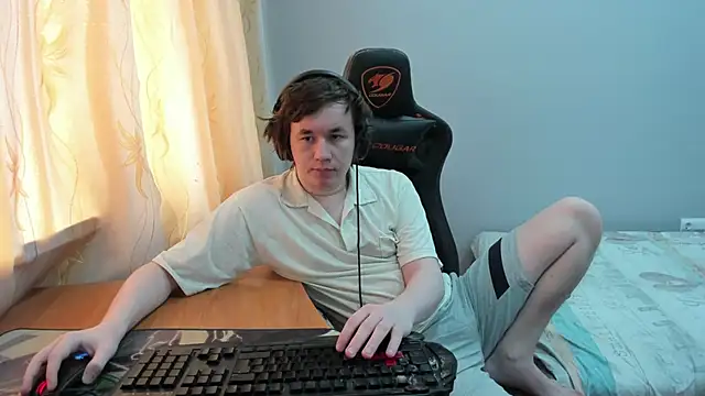 Snapshot of iliaskrislove chatting on 04-19-26, 05:40 iliaskrislove online show from 04-19-26, 05:40