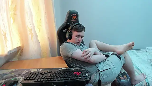Snapshot of iliaskrislove chatting on 04-25-26, 11:13 iliaskrislove online show from 04-25-26, 11:13