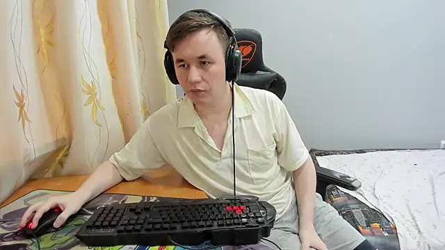 Snapshot of iliaskrislove chatting on 05-11-26, 04:04 iliaskrislove online show from 05-11-26, 04:04