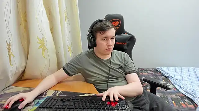 Snapshot of iliaskrislove chatting on 05-23-26, 10:14 iliaskrislove online show from 05-23-26, 10:14