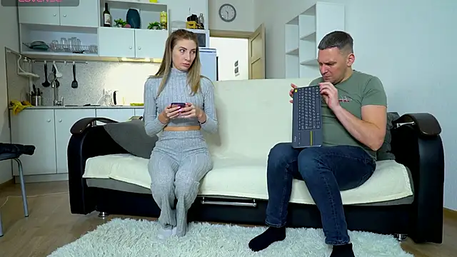 Snapshot of littlesweettifany chatting on 12-01-24, 04:40 littlesweettifany online show from 12-01-24, 04:40