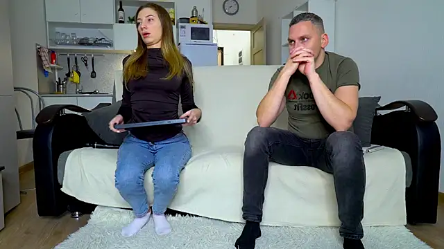 Snapshot of littlesweettifany chatting on 11-11-25, 12:27 littlesweettifany online show from 11-11-25, 12:27