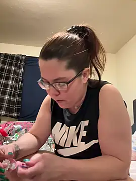 Snapshot of FreakNastyLacie chatting on 02-14-25, 02:50 FreakNastyLacie online show from 02-14-25, 02:50