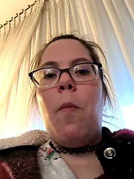 Snapshot of FreakNastyLacie chatting on 03-03-25, 10:20 FreakNastyLacie online show from 03-03-25, 10:20