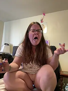 Snapshot of FreakNastyLacie chatting on 03-13-25, 02:55 FreakNastyLacie online show from 03-13-25, 02:55