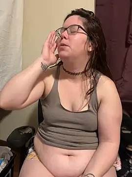 Snapshot of FreakNastyLacie chatting on 03-17-25, 02:19 FreakNastyLacie online show from 03-17-25, 02:19