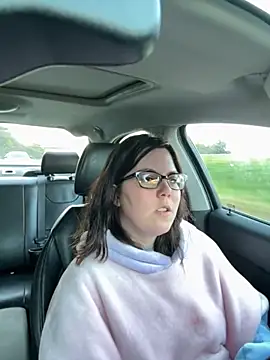 FreakNastyLacie online show from 10-28-25, 09:50