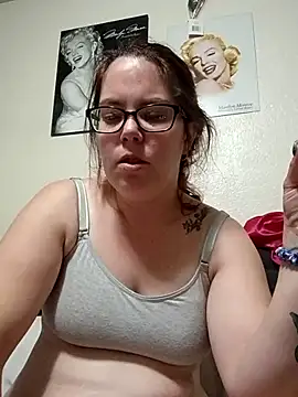 Snapshot of FreakNastyLacie chatting on 07-28-26, 02:07 FreakNastyLacie online show from 07-28-26, 02:07