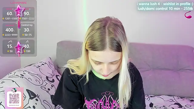 Alice Halle online show from 03-13-25, 02:38