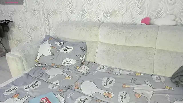 Alice Halle online show from 02-18-26, 05:31