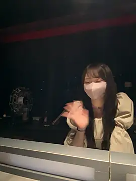 Snapshot of yuki-chi chatting on 05-06-26, 02:11 yuki-chi online show from 05-06-26, 02:11