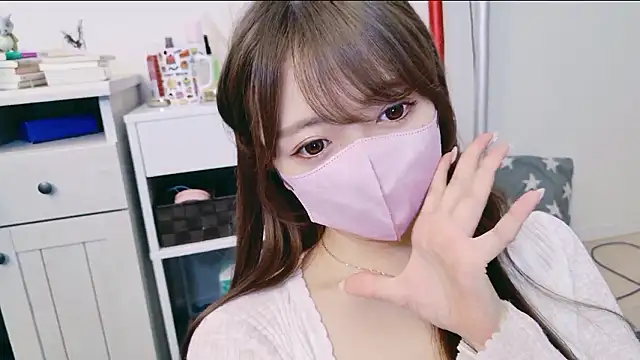 Snapshot of yuki-chi chatting on 07-19-26, 03:05 yuki-chi online show from 07-19-26, 03:05
