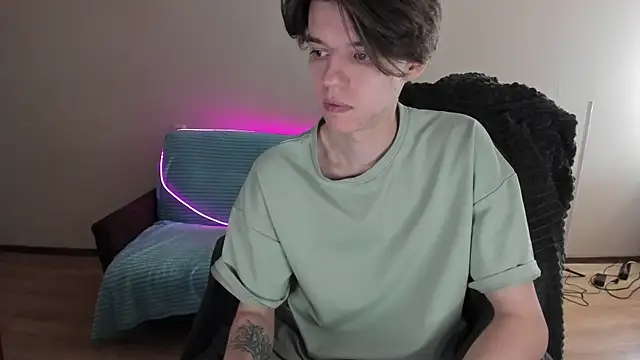 Liam sexy1 online show from 01-08-25, 07:55