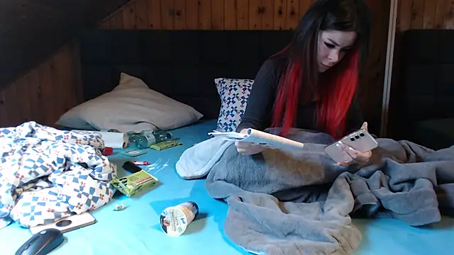 BoeseMoni1998 online show from 02-28-25, 08:20