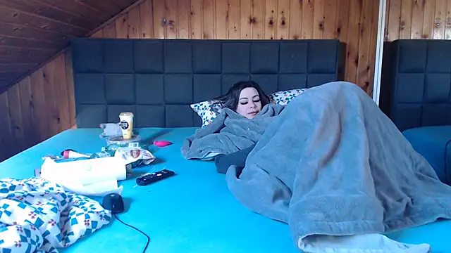 BoeseMoni1998 online show from 03-17-25, 07:57