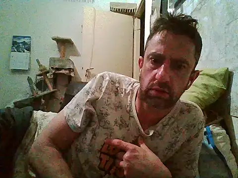 foxikx69 online show from 12-17-25, 04:24