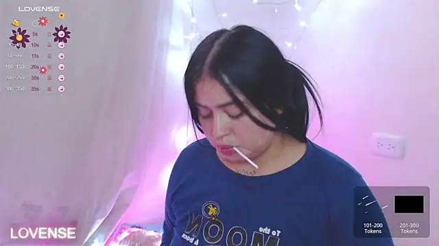 Snapshot of PamelaDoouce chatting on 02-03-25, 10:00 PamelaDoouce online show from 02-03-25, 10:00