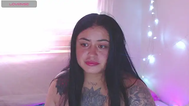 Snapshot of PamelaDoouce chatting on 03-17-25, 12:14 PamelaDoouce online show from 03-17-25, 12:14