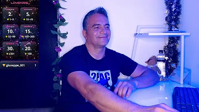 Snapshot of golden_punisher chatting on 12-08-24, 08:51 golden punisher online show from 12-08-24, 08:51