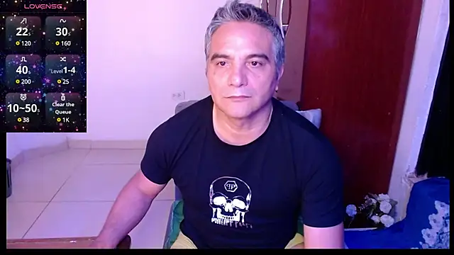 Snapshot of golden_punisher chatting on 02-20-25, 03:23 golden punisher online show from 02-20-25, 03:23