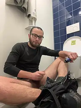 0maxx00 online show from 01-06-25, 10:24