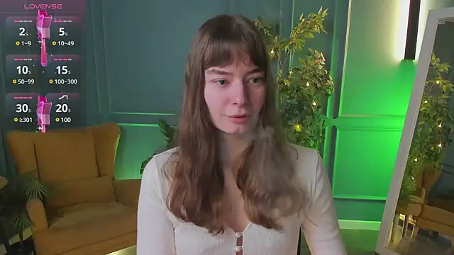 Snapshot of EvaSelin chatting on 03-19-25, 05:08 EvaSelin online show from 03-19-25, 05:08