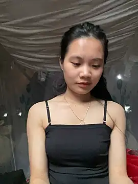 Snapshot of Be-MyMy chatting on 12-25-24, 09:45 Be-MyMy online show from 12-25-24, 09:45