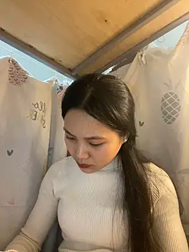 Snapshot of Be-MyMy chatting on 02-13-25, 01:26 Be-MyMy online show from 02-13-25, 01:26