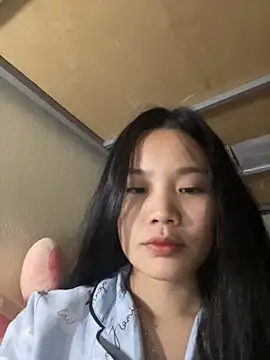 Snapshot of Be-MyMy chatting on 02-17-25, 10:29 Be-MyMy online show from 02-17-25, 10:29