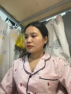 Snapshot of Be-MyMy chatting on 02-22-25, 01:57 Be-MyMy online show from 02-22-25, 01:57