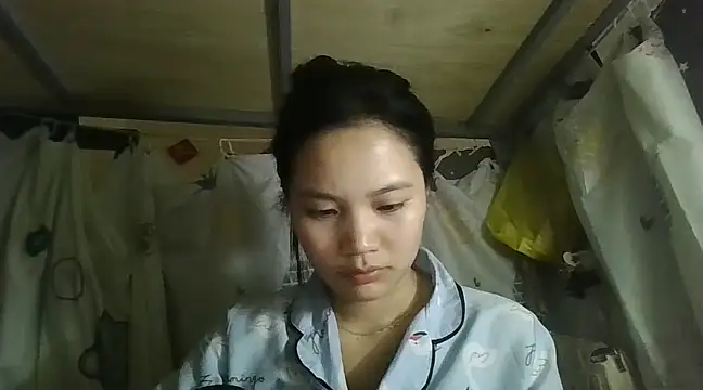 Snapshot of Be-MyMy chatting on 03-02-25, 07:21 Be-MyMy online show from 03-02-25, 07:21