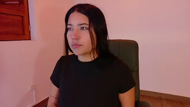 Susy thomson online show from 12-14-25, 01:55