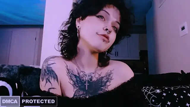 NaughtyLittleFox online show from 03-13-26, 04:30