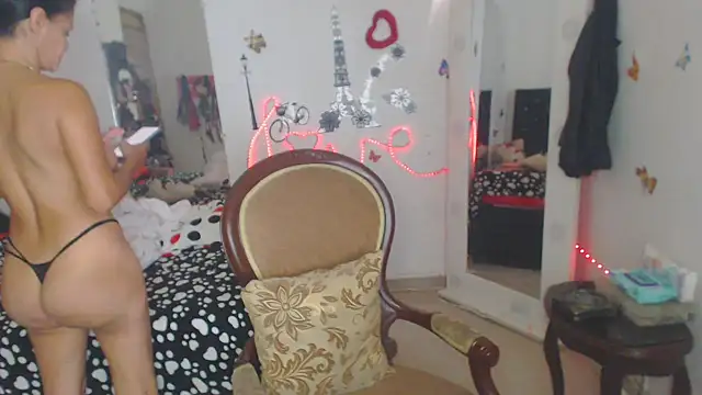 brigitht online show from 11-18-25, 03:49