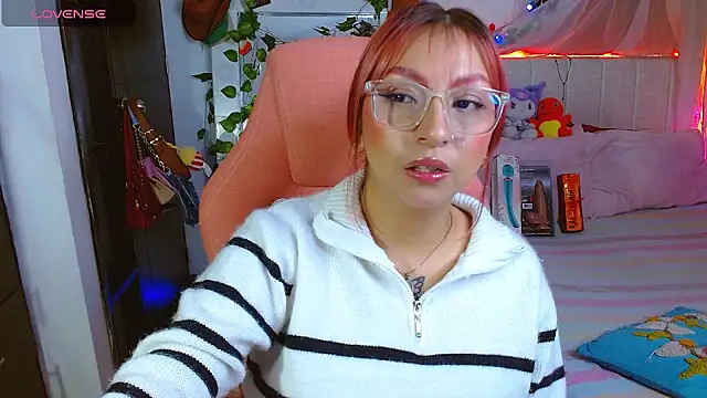 Littlerouse  online show from 03-28-26, 08:25