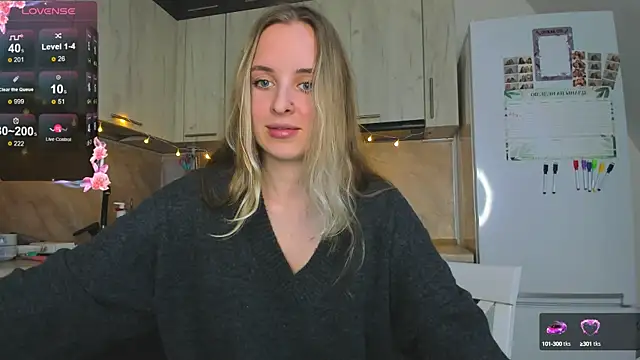 Snapshot of violet_blue_eyes chatting on 12-03-24, 12:16 violet blue eyes online show from 12-03-24, 12:16