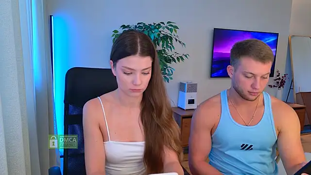 Jony and Jessica online show from 07-24-26, 06:22