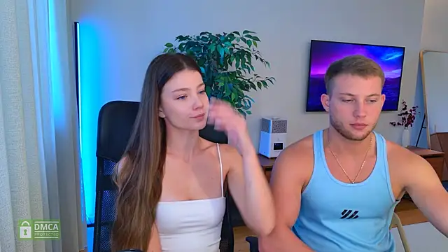 Jony and Jessica online show from 07-25-26, 07:39